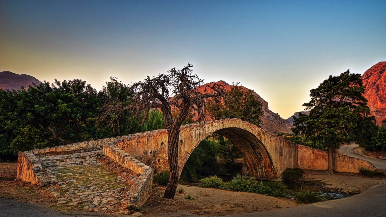 Historical Walking tour in Heraklion 2