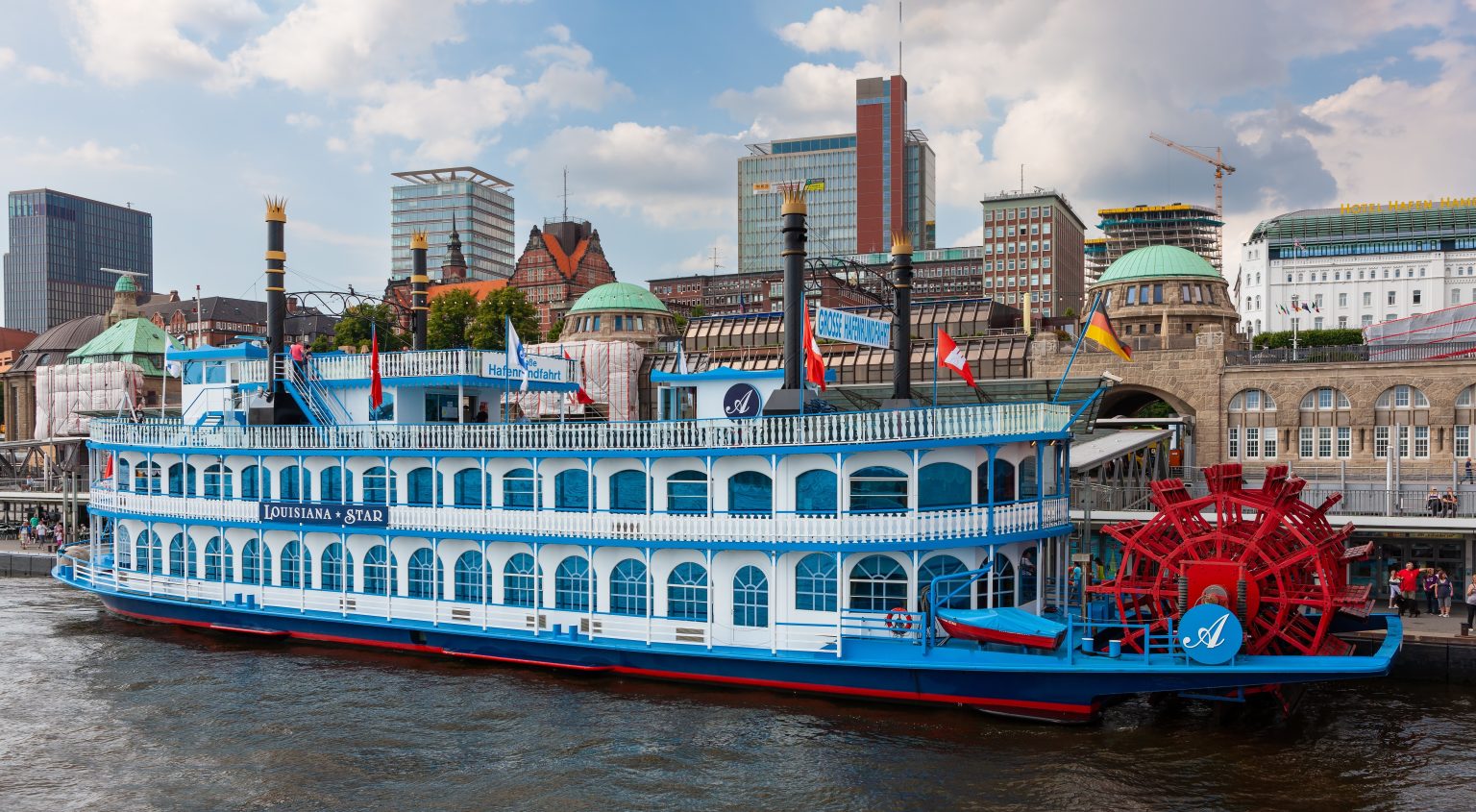 Walking Tour around "Port Promenade" in Hamburg