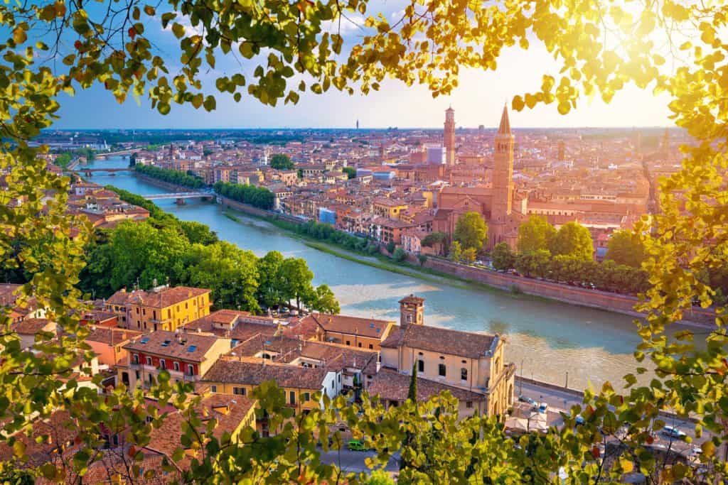 The best of Verona Walking Tour