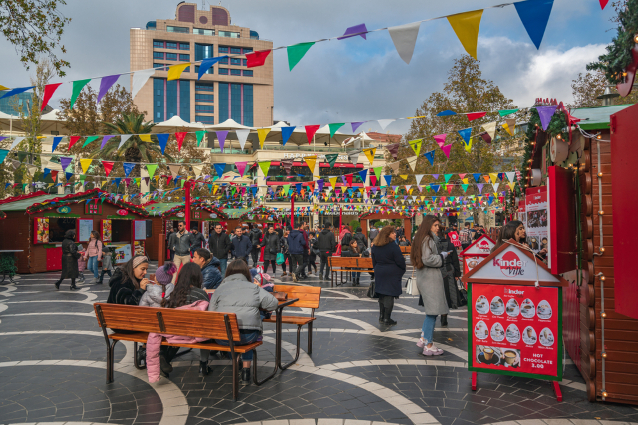 Baku’s Christmas Markets and Lights Tour Opatrip