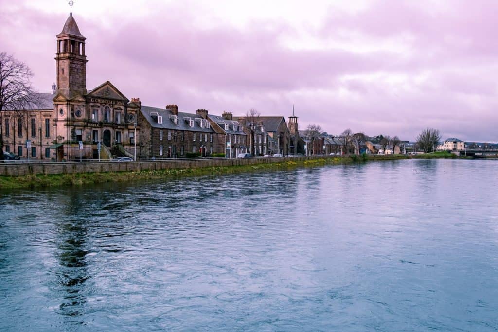 Walking tour in Inverness