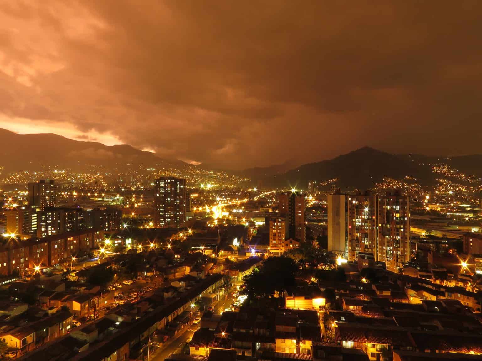 Walking tour in Medellin