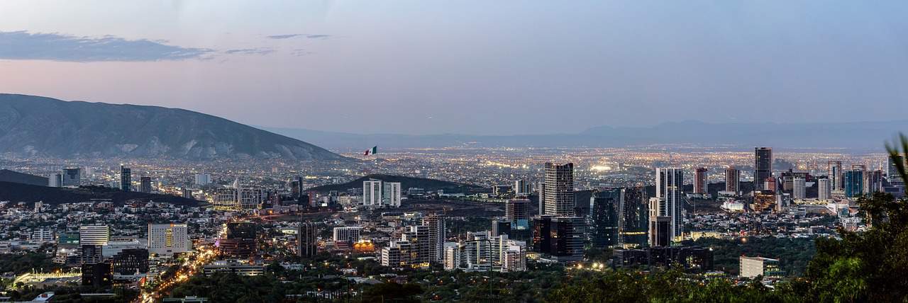 Walking tour in Monterrey