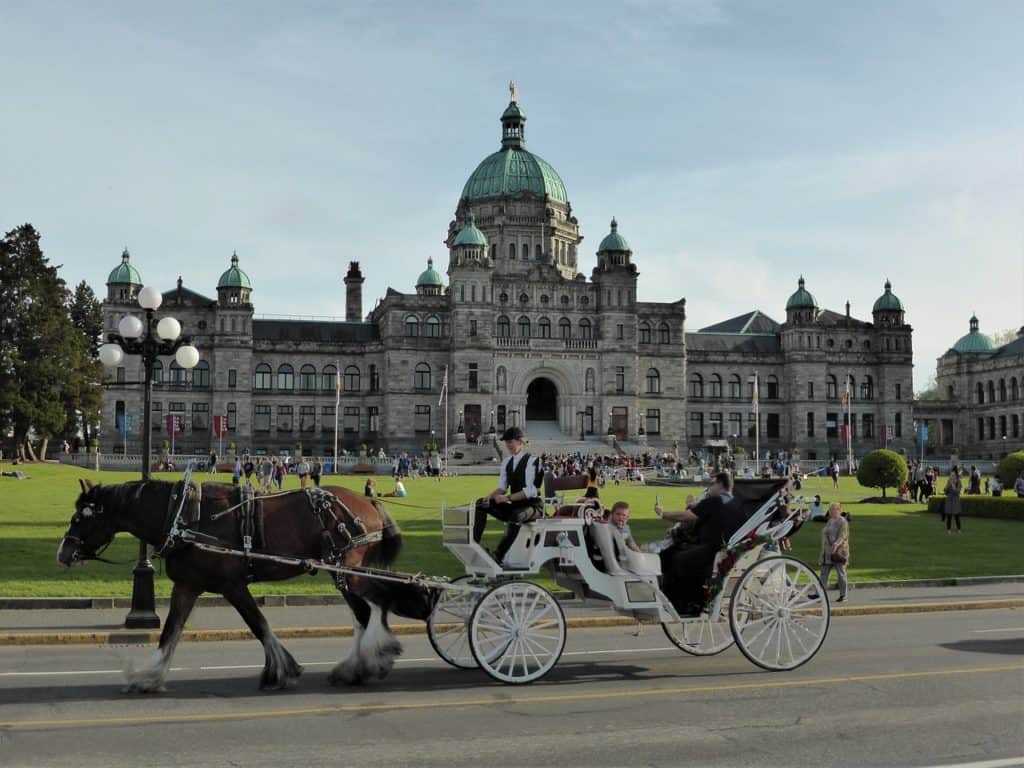Walking tour in Victoria
