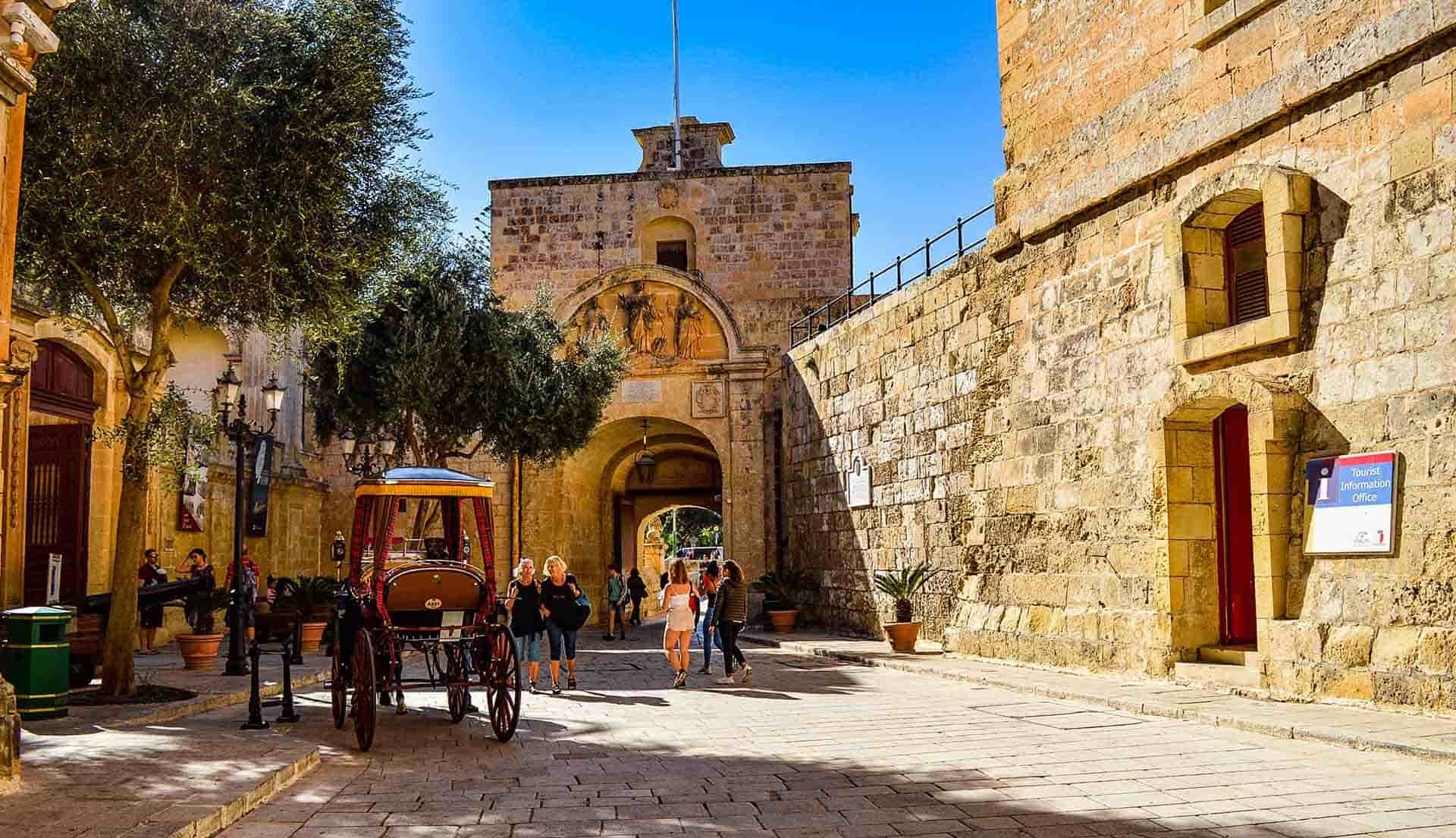 Magic Christmas tour in Medina Opatrip