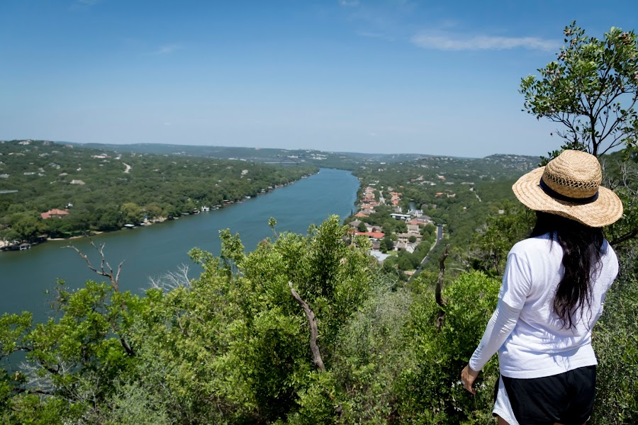 Walking Tour In Austin For USA Tourist